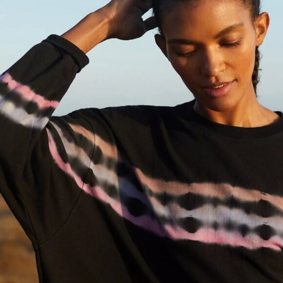 Electric  Rose Betty Tie Dye Sweatshirt in Onyx  Multi Medium - Picture 3 of 8